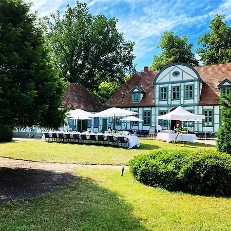 Holiday home Jagdschloss Friedrichsmoor Exklusiv Neustadt-Glewe